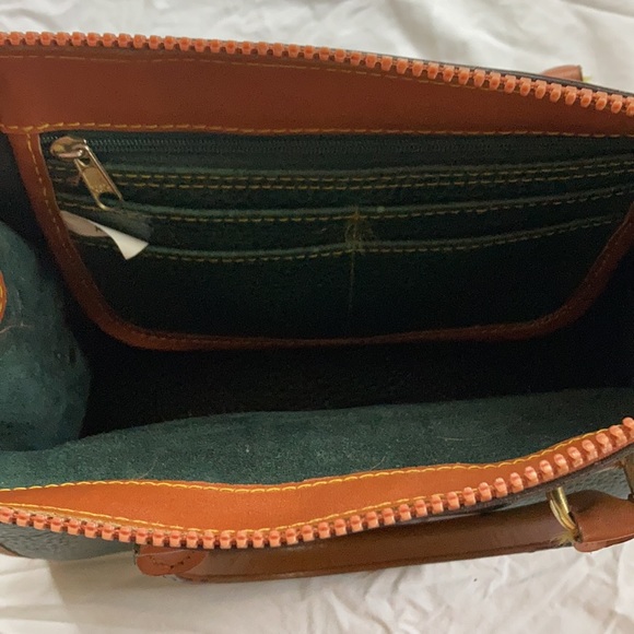 Vintage Dooney & Bourke leather bag! - Picture 5 of 5